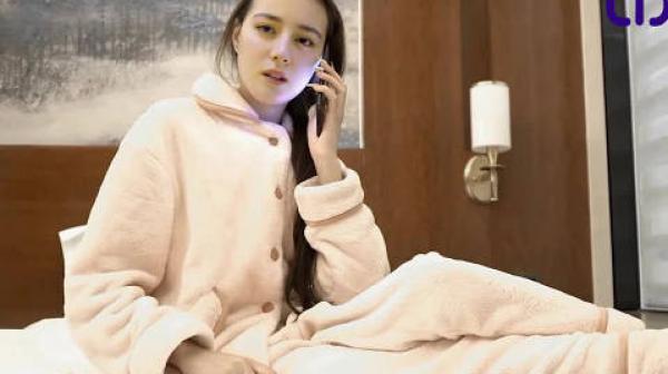 空虚的防疫小姐姐